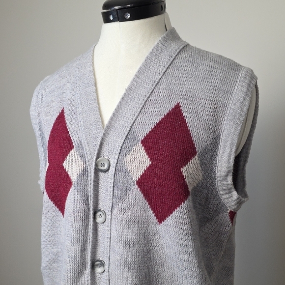 Vintage Cooper Argyle Knit Sweater Vest – Made in Canada (Size M/L) - Picture 3 of 8